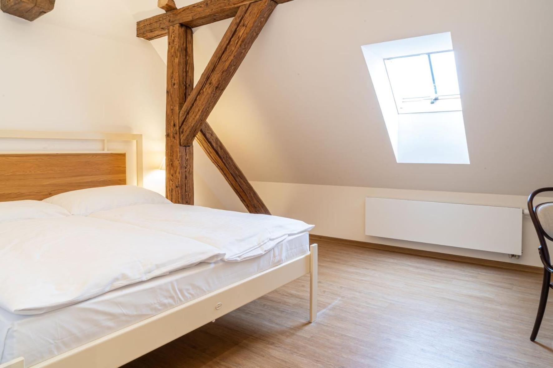 Hotel Zamek Svijany Екстериор снимка