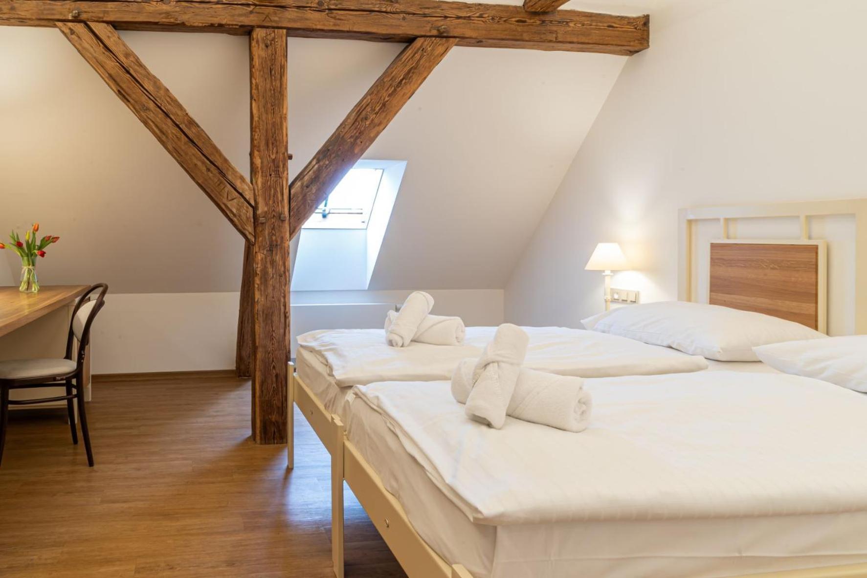Hotel Zamek Svijany Екстериор снимка