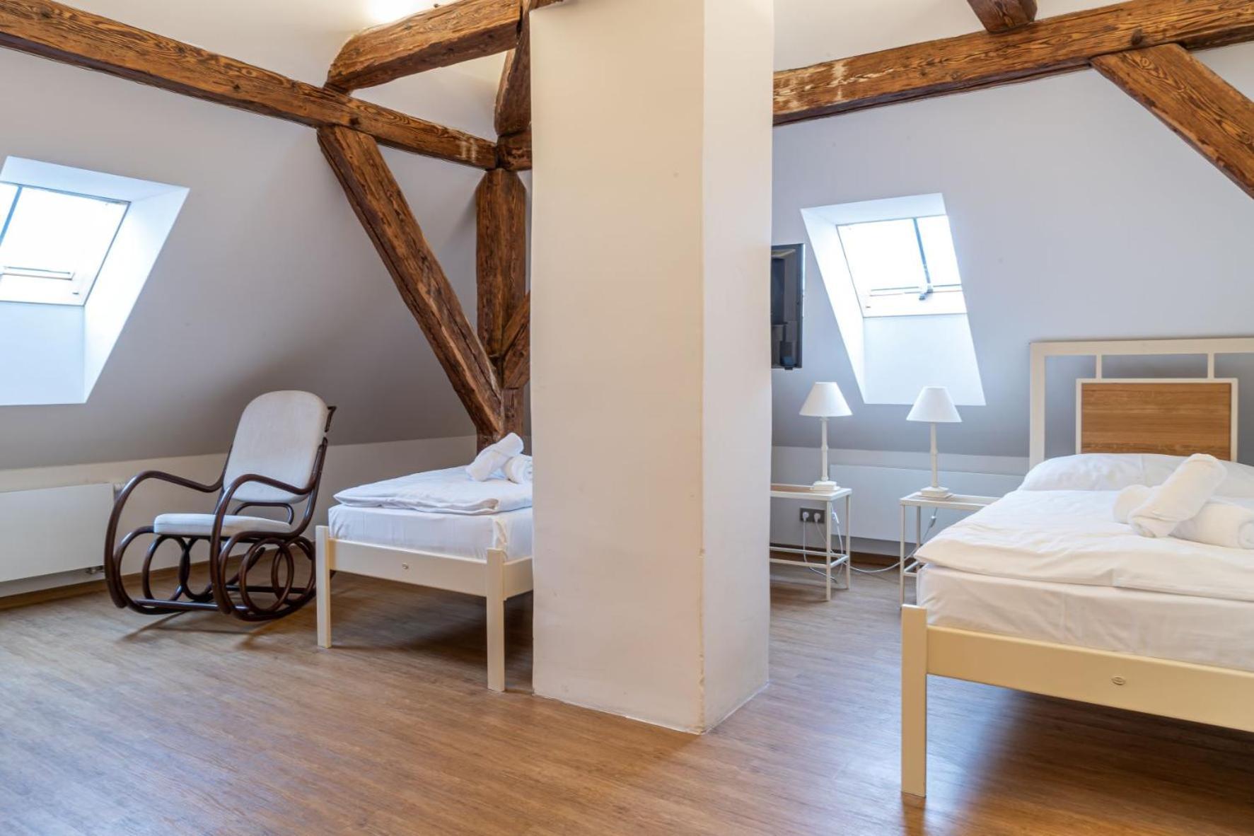 Hotel Zamek Svijany Екстериор снимка