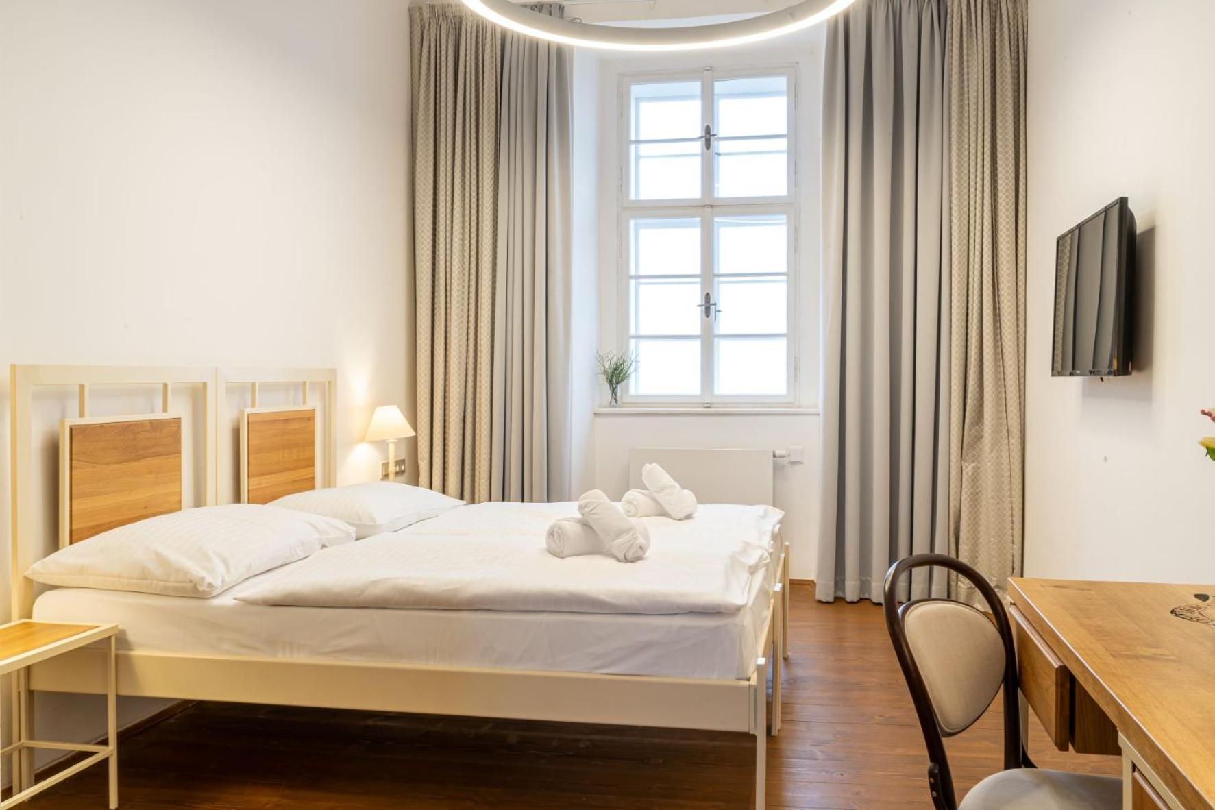 Hotel Zamek Svijany Екстериор снимка