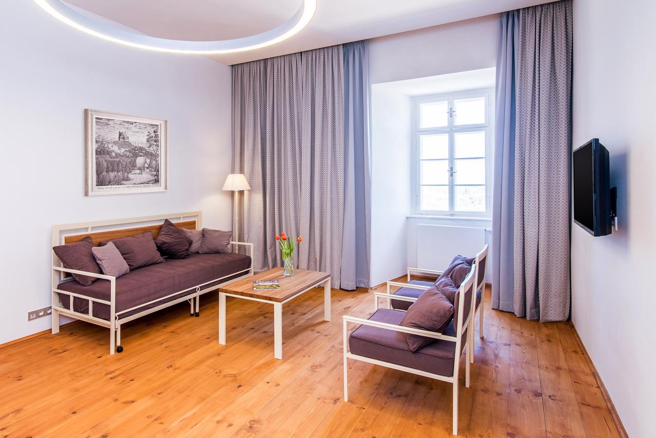 Hotel Zamek Svijany Екстериор снимка