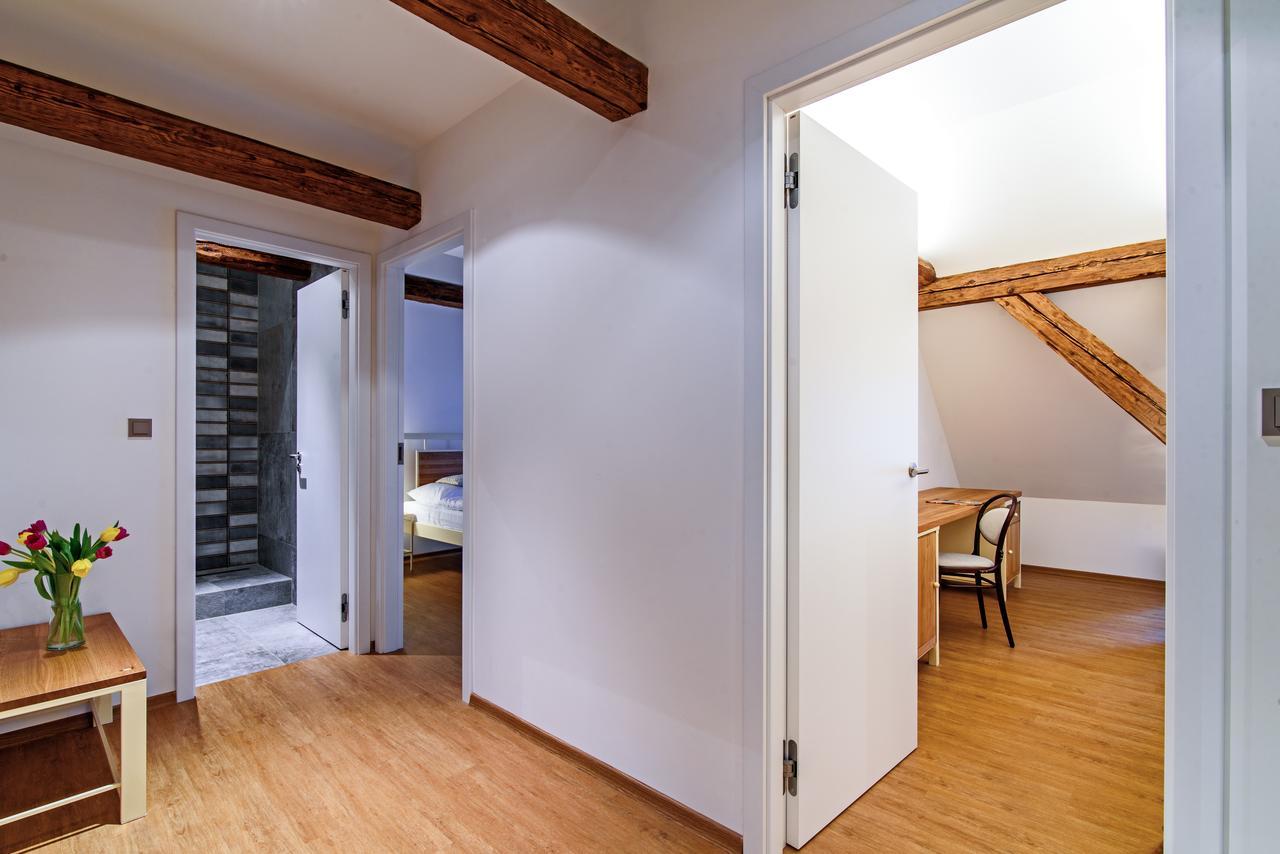 Hotel Zamek Svijany Екстериор снимка